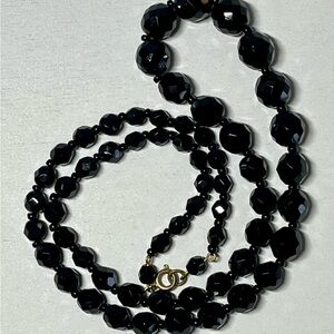 Elegant vintage faceted black glass bead necklace
